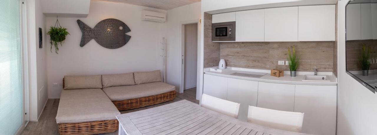 Marina Ponente Aparthotel Lido di Jesolo Ngoại thất bức ảnh